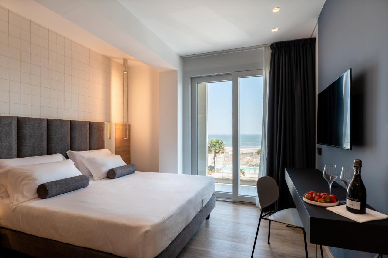 Hotel Sporting Riccione Exterior foto