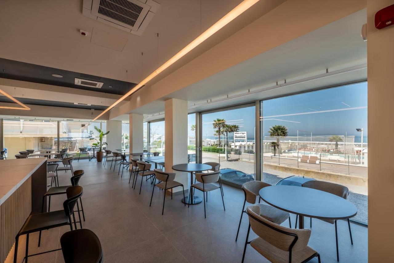 Hotel Sporting Riccione Exterior foto