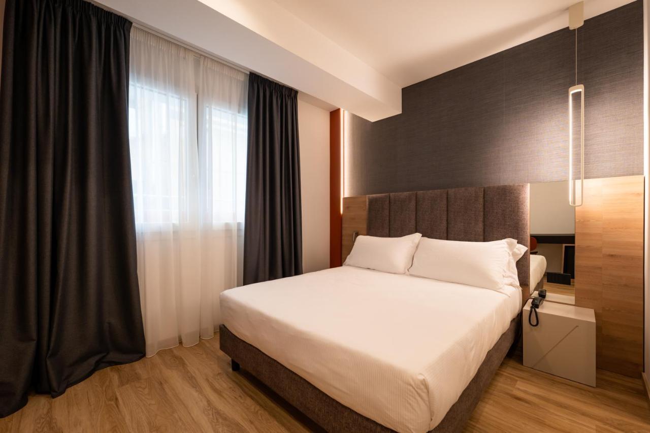 Hotel Sporting Riccione Exterior foto