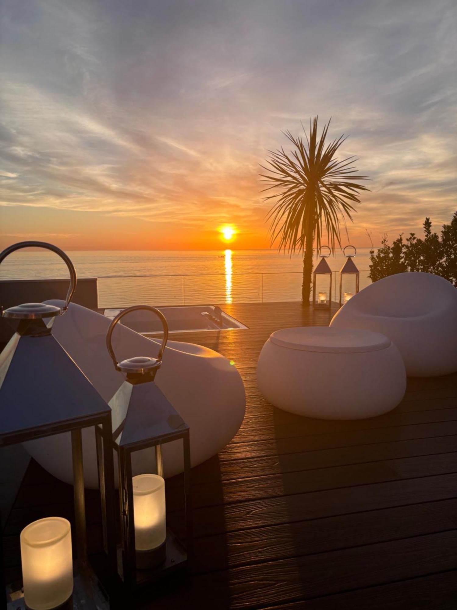 Hotel Sporting Riccione Exterior foto